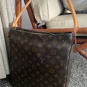 Louis Vuitton authentic Looping